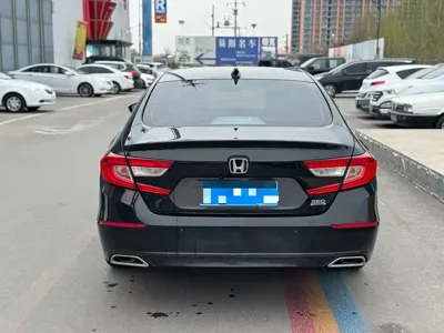 Honda Accord 2021, 60000 км, за 12082.09 USD