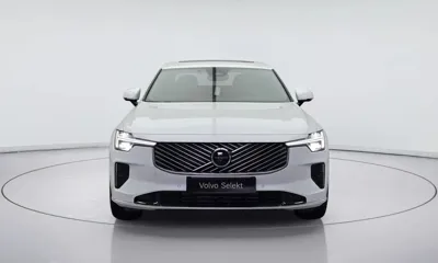 Volvo S90 2026, 862 км, за 38354.01 USD