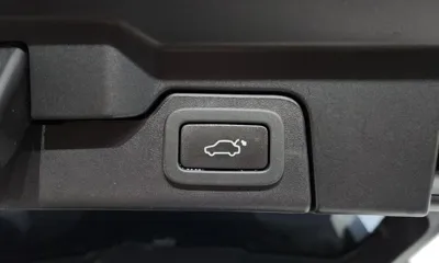 Land Rover Range Rover Evoque 2015, 158580 км, за 5529.54 USD - фото 17