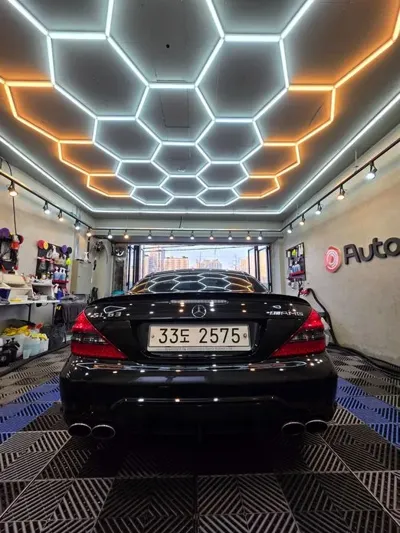 Mercedes-Benz SL-Class 2010, 68000 км, за 33860.77 USD