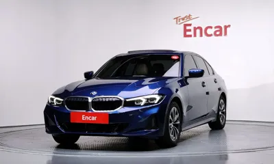 BMW 3-Series · 2023 год