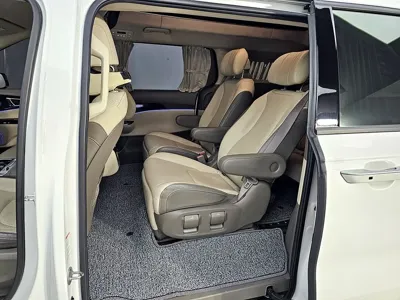 Kia Canival 2022, 48420 км, за 24222.13 USD - фото 9