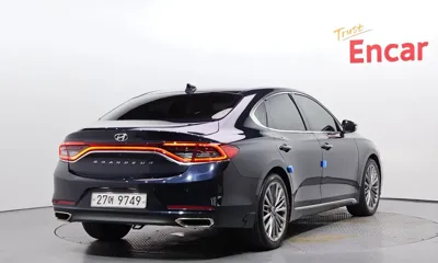 Hyundai Grandeur 2018, 119571 км, за 6508.15 USD