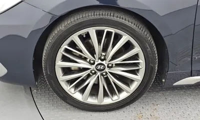 Hyundai Grandeur 2018, 119571 км, за 6508.15 USD