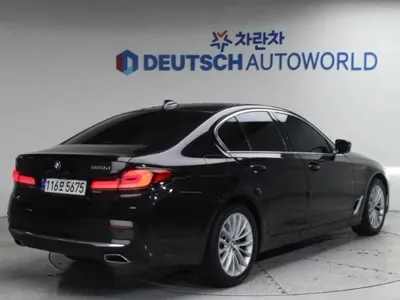BMW 5-Series 2023, 44487 км, за 25200.21 USD
