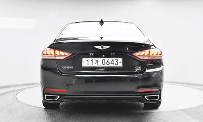 Hyundai Genesis 2016, 123086 км, за 7053.65 USD