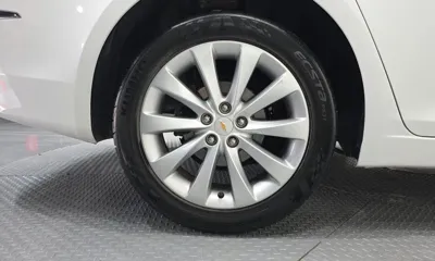ChevroletGMDaewoo Cruze 2016, 120598 км, за 2535.27 USD
