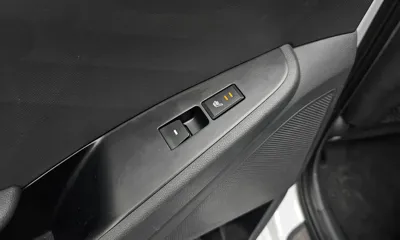 Hyundai Ioniq 2018, 156846 км, за 6435.67 USD - фото 19
