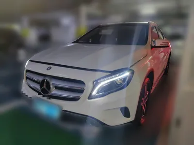 Mercedes-Benz GLA · 2015 год