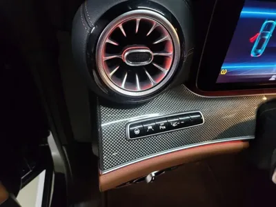 Mercedes-Benz E-Class 2019, 21541 км, за 31528.3 USD - фото 8