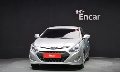 Hyundai Sonata 2015, 139229 км, за 3183.67 USD