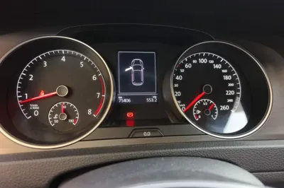 Volkswagen Golf 2014, 75400 км, за 5497 USD