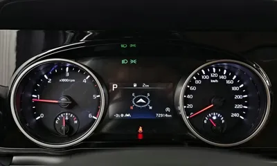 Kia Canival 2023, 72914 км, за 14859.6 USD - фото 8
