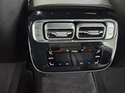 Mercedes-Benz S-Class 2022, 37612 км, за 64329.79 USD - фото 20