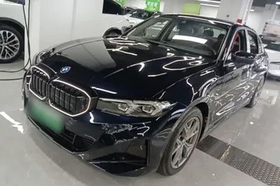 BMW i3 · 2024 год