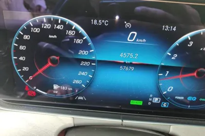 Mercedes-Benz CLS 2021, 59200 км, за 49767 USD - фото 11