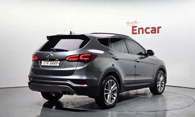 Hyundai Santafe 2017, 97055 км, за 9051.87 USD