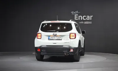 Jeep Renegade 2022, 10662 км, за 17263.85 USD