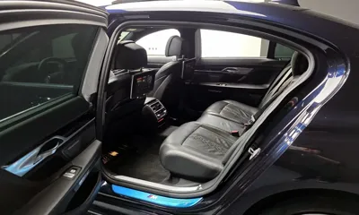 BMW 7-Series 2018, 106118 км, за 24960.58 USD - фото 11