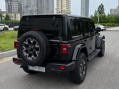 Jeep Wrangler 2025, 6788 км, за 45543.77 USD