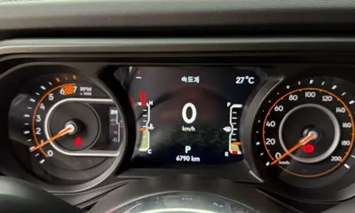 Jeep Wrangler 2025, 6788 км, за 45337.52 USD - фото 13