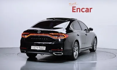 Hyundai Grandeur 2018, 171823 км, за 7940.39 USD