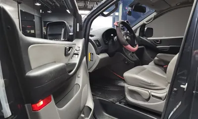 Hyundai Starex 2017, 120620 км, за 8484.61 USD - фото 10