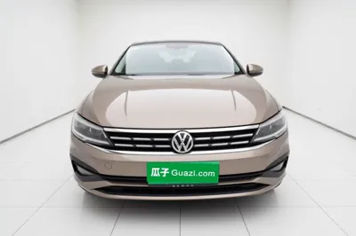 Volkswagen Lamando 2019, 83800 км, за 10876 USD