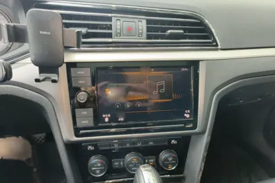 Volkswagen Lamando 2019, 83800 км, за 10876 USD - фото 12