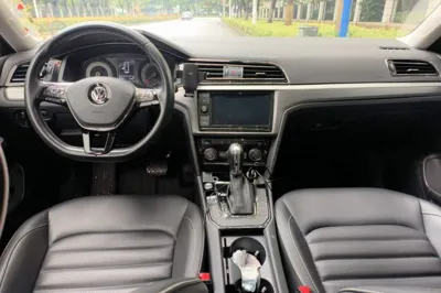 Volkswagen Lamando 2019, 83800 км, за 10876 USD - фото 18