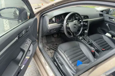 Volkswagen Lamando 2019, 83800 км, за 10876 USD - фото 19