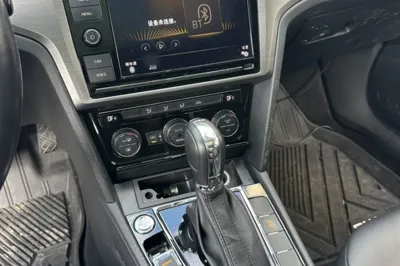 Volkswagen Lamando 2019, 83800 км, за 10876 USD - фото 25