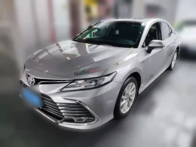 Toyota Camry 2023, 21100 км, за 14925.8 USD