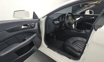 Mercedes-Benz CLS-Class 2012, 118265 км, за 6446.57 USD - фото 10