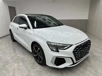 Audi A3 · 2022 год