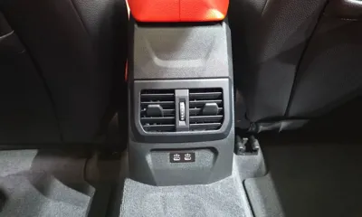 BMW 1-Series 2023, 16531 км, за 22443.42 USD - фото 28
