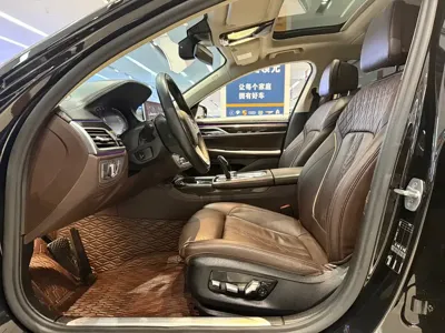 BMW 7 Series 2020, 98000 км, за 42552.52 USD - фото 6