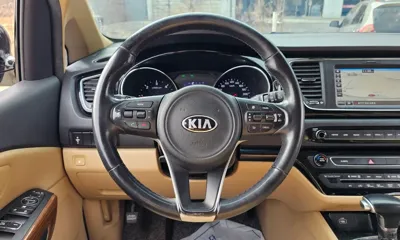 Kia Canival 2017, 138983 км, за 9518.18 USD - фото 15