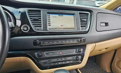 Kia Canival 2017, 138983 км, за 9518.18 USD - фото 16