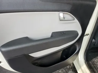 Kia Ray 2013, 138725 км, за 3387.62 USD - фото 10