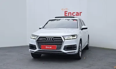 Audi Q7 2019, 104786 км, за 17406.72 USD