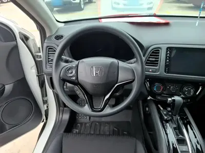 Honda Vezel 2021, 51600 км, за 8931.55 USD - фото 11
