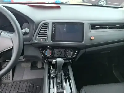 Honda Vezel 2021, 51600 км, за 8931.55 USD - фото 13