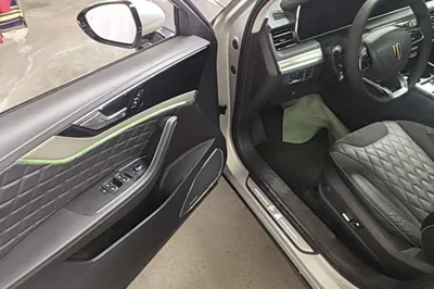Hongqi HS5 2019, 97000 км, за 11741 USD - фото 18