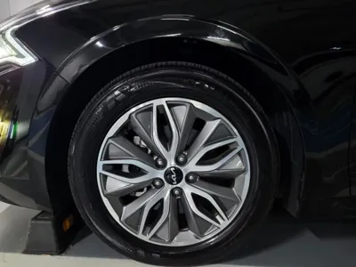 Kia K5 2023, 33000 км, за 9915.4 USD - фото 20