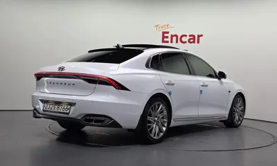 Hyundai Grandeur 2020, 66453 км, за 15426.02 USD