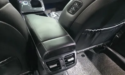 Hyundai Grandeur 2020, 66453 км, за 15426.02 USD - фото 32