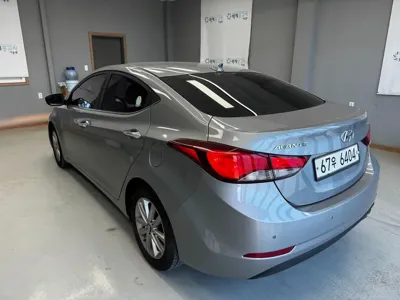 Hyundai Avante 2015, 122726 км, за 3235.62 USD