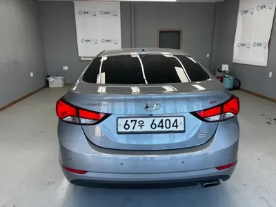 Hyundai Avante 2015, 122726 км, за 3235.62 USD