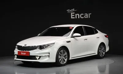 Kia K5 · 2018 год